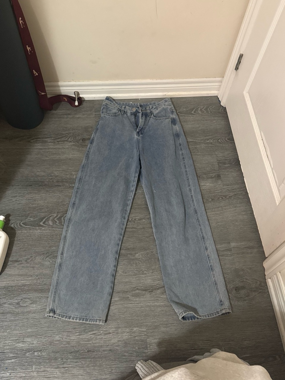 Light Blue Women's Straight-Leg Jeans